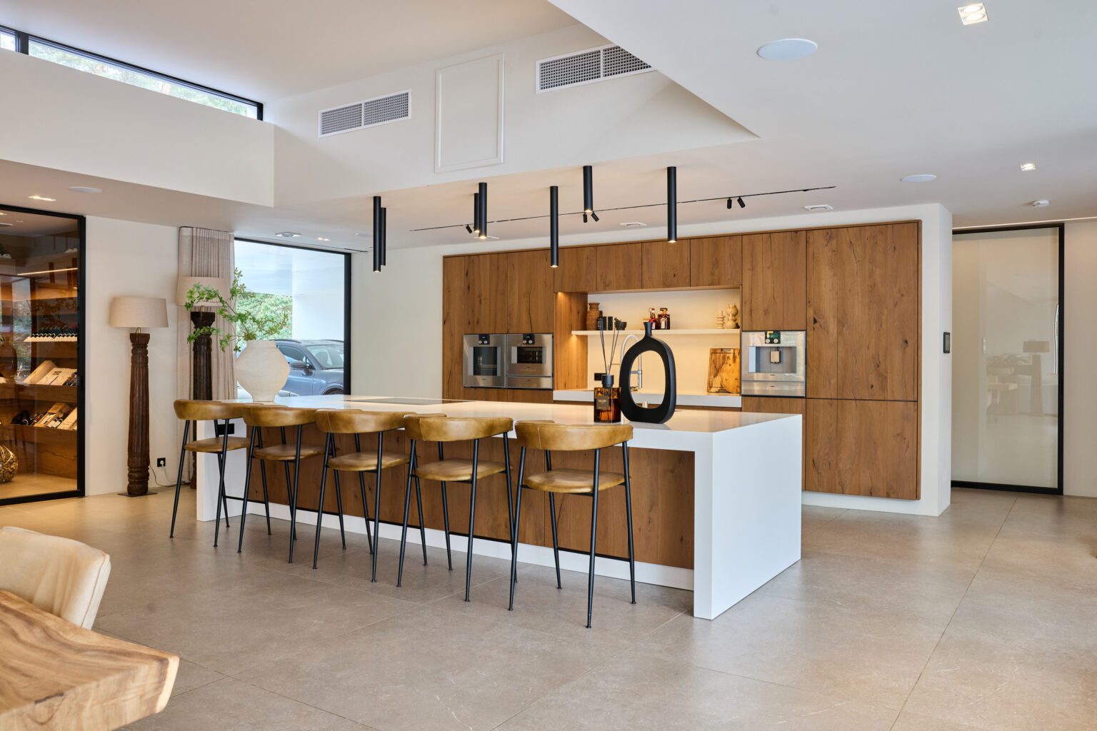mint keuken groot eiland overzicht solid surface hout
